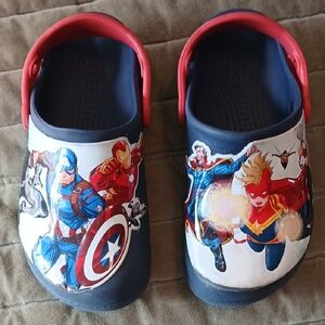 Kid's Marvel Avengers Crocs, Iron Man, Captain America, Ms. Marvel, Thor, Sz 13